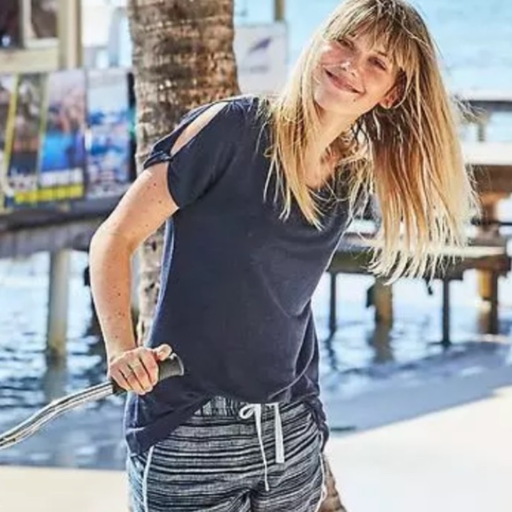 Athleta Zephyr Tee Linen Cold Shoulder Navy Blue